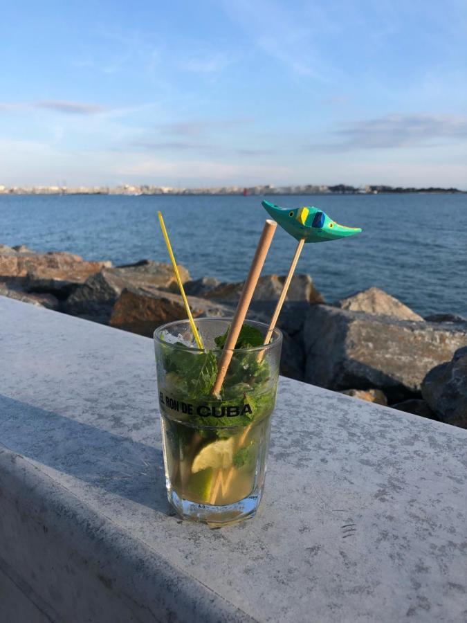 Les Pois Sont Verts La Rochelle  Exteriér fotografie